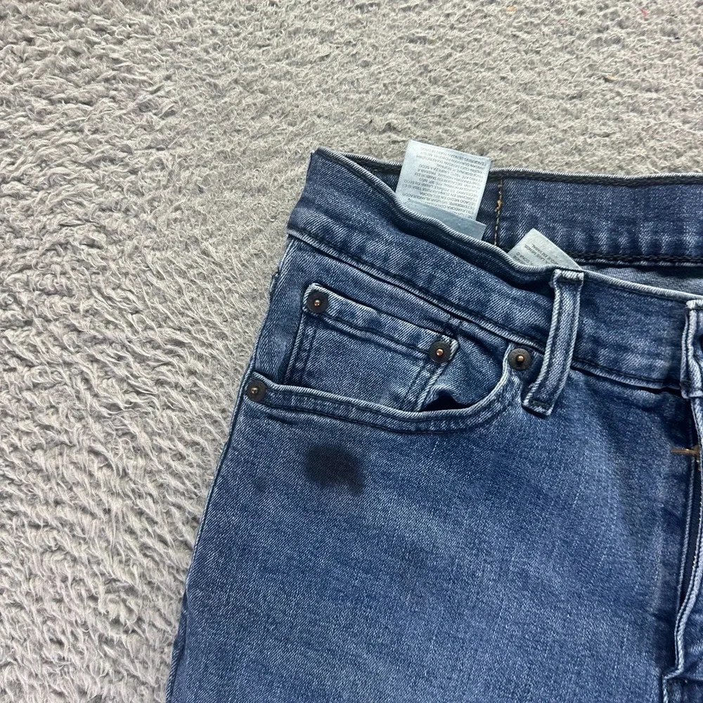 Levis there discrepancy